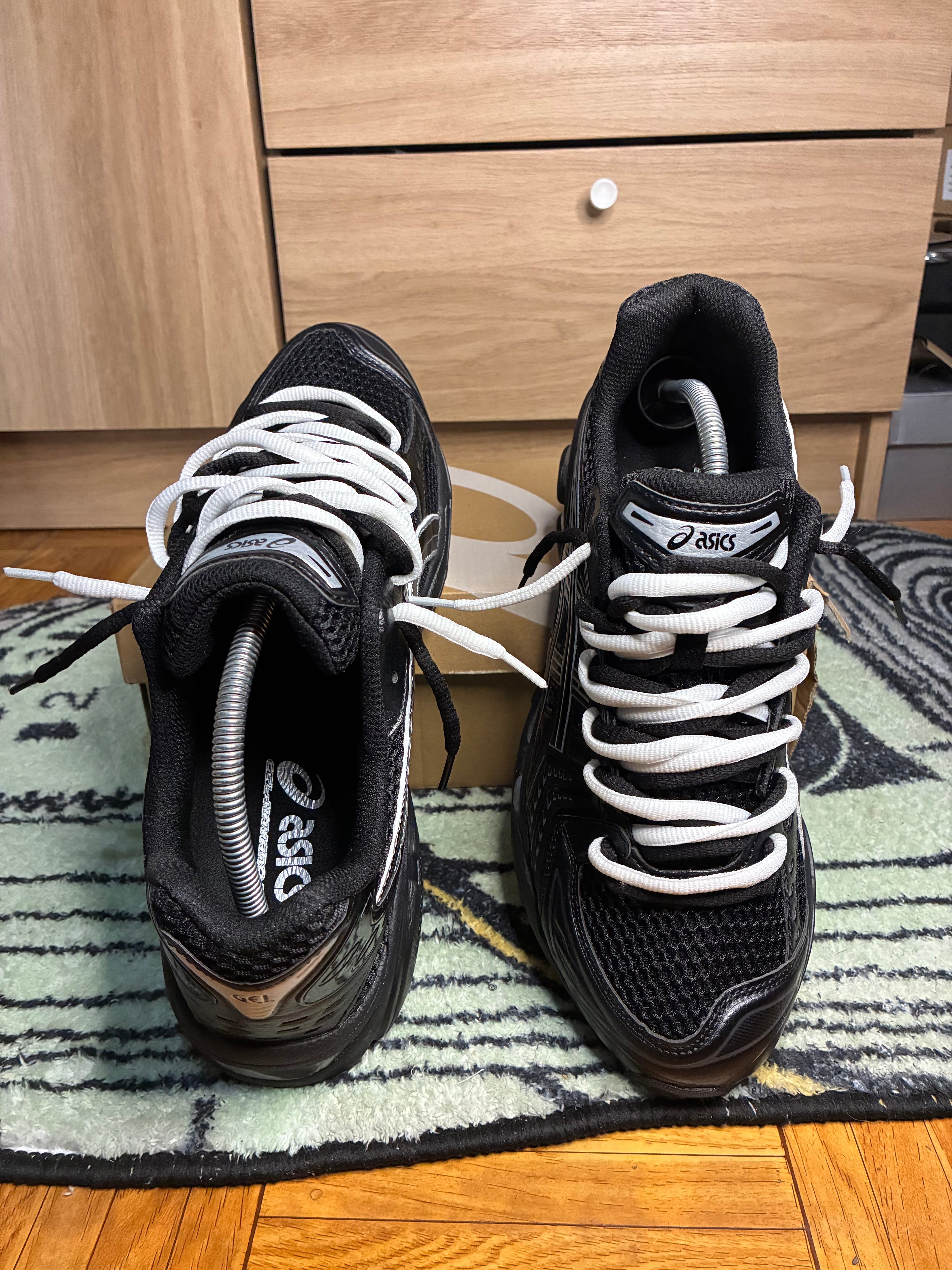 Kayano 14 Black