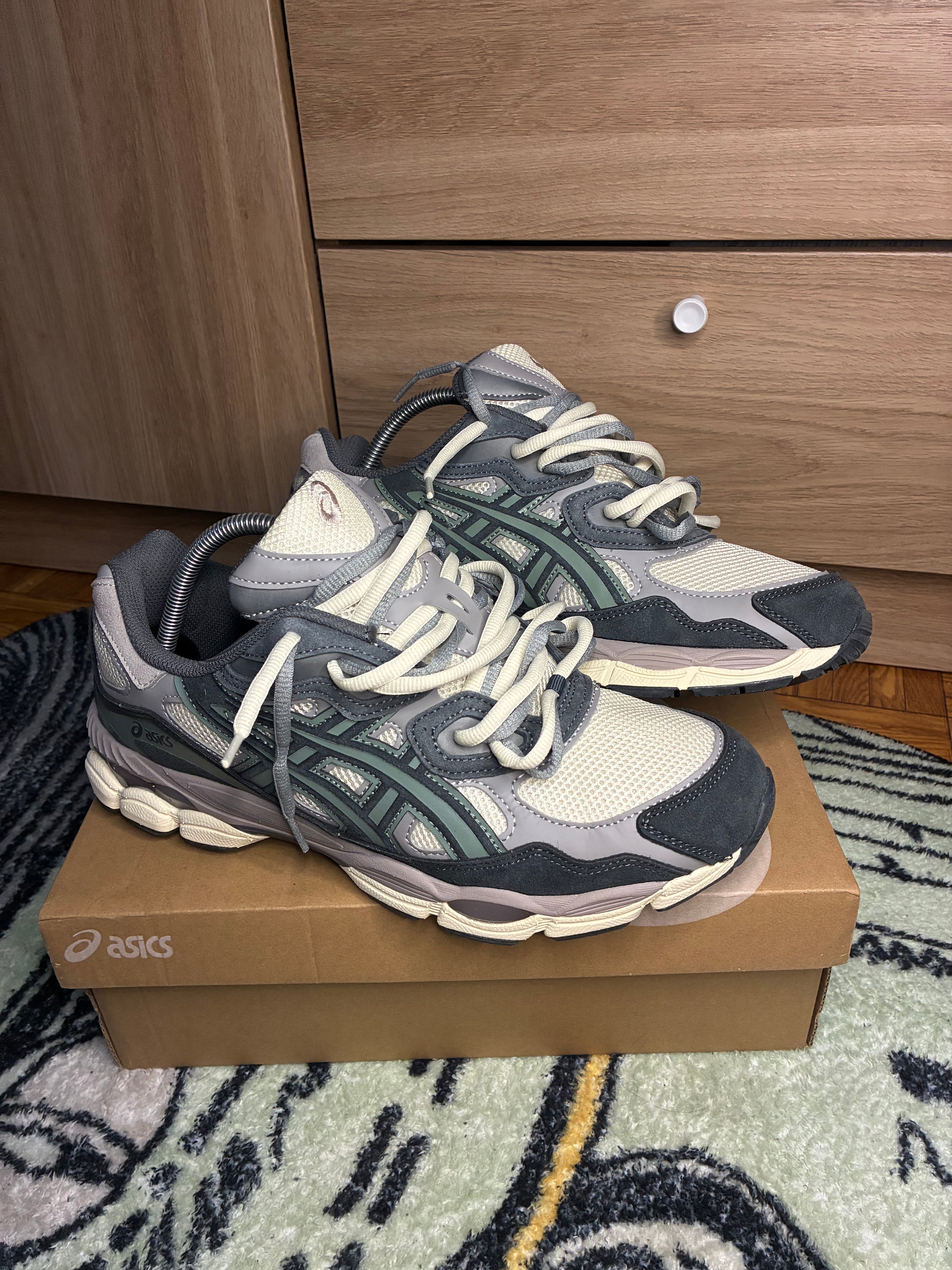 Asics Gel Nyc Green