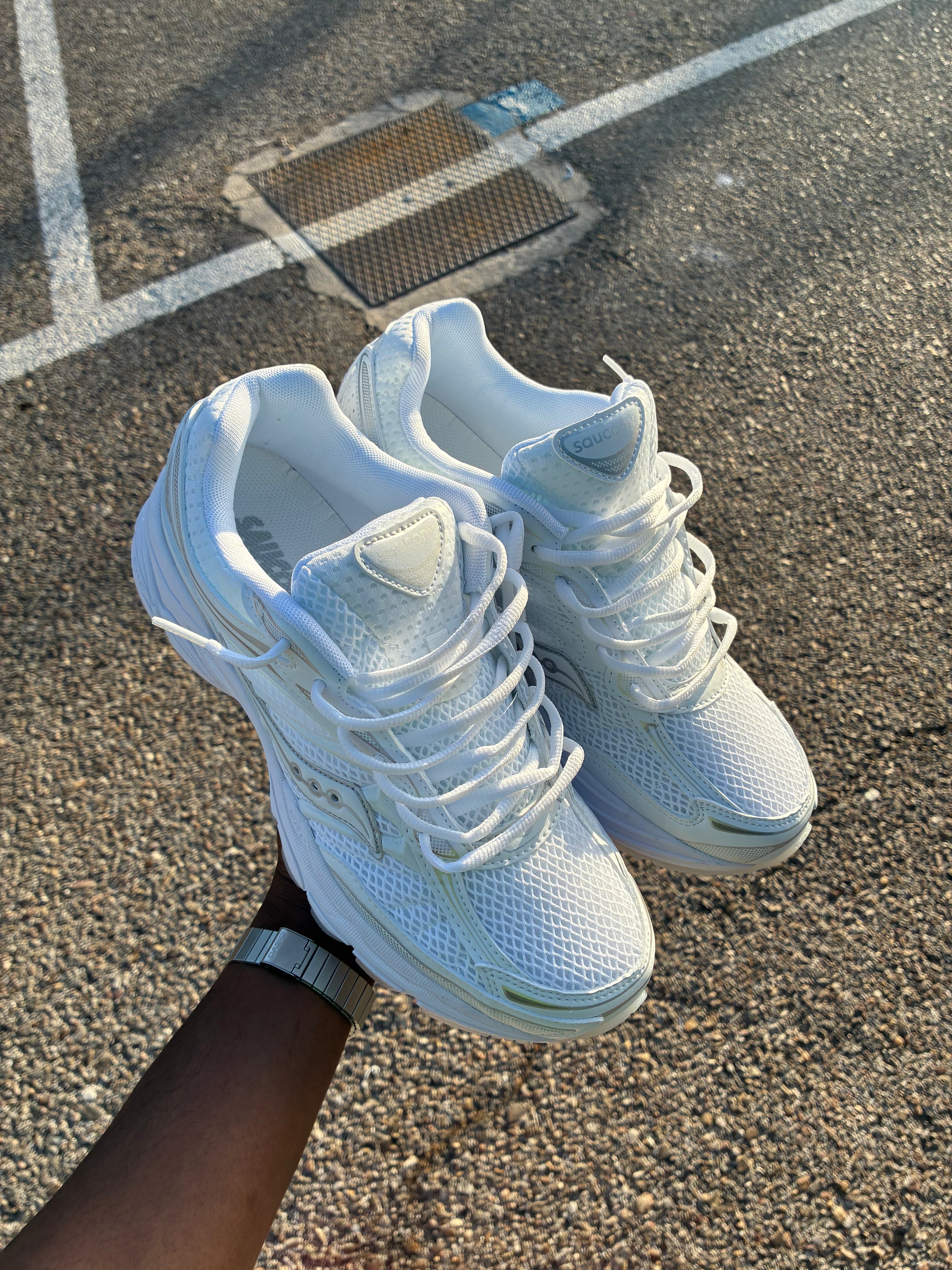 Saucony Omni 9 White